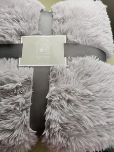 Cozee Home Faux Fur Heavy Throw (2.25KILO) Light Grey, Velvetsoft Reverse New - Picture 1 of 6