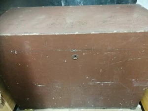 Cassapanca Baule Rosso Porpora in Legno Antichissimo Vintage Circa 1900 - Foto 1 di 7