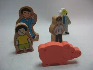 PEOPLE / CHARACTERS fit Wooden  Road /  Train Track ( fits Brio Thomas) FB010 - Picture 1 of 3