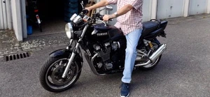 Yamaha XJR 1200 - Bild 1 von 2