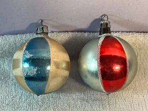 Vintage Christmas ornaments set of 2 Poland striped balls EX8378 - Picture 1 of 3