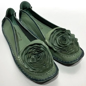 L'Artiste Dezi grüne flache Leder-Slipper Damenschuhe EU 42 US 10,5-11 Blume - Bild 1 von 12