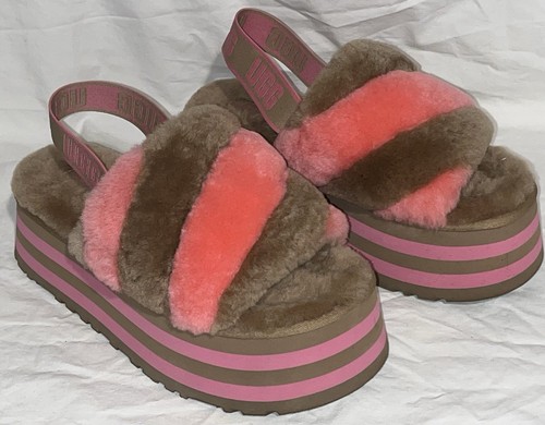 Sandalo UGG discoteca plateau slide rosa castagna montone shearling taglia 9 stivale