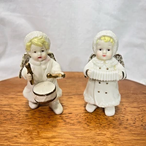 Vintage Porzellan Weihnachtsengel spielen Instrumente, Schlagzeuger & Akkordeon 3,75" T - Bild 1 von 4