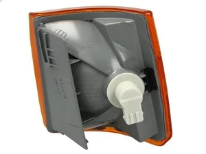 Indicatore direzione TYC 18-3321-05-2 per CALIFORNIA T4 Camper 2.5 1998-2002 - Picture 1 of 8