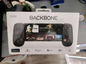 New Sealed Backbone One Gen. 1 BB-02-B-X Mobile Gaming Controller - Picture 1 of 3