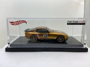 HOT WHEELS Employee Car 2023 Toy Fair ‘89 Porsche 944 Turbo * - Picture 1 of 7