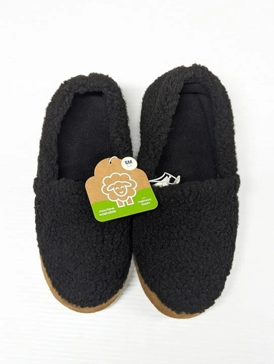 Zapatillas de mocasín Isotoner Signature para mujer negras talla S 5-6 (precio de venta sugerido por el fabricante 34 USD) Foto 1 de 4