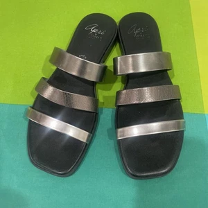 Apri Damen Silber Riemchen Sandalen Größe 11M Hergestellt in Italien - Bild 1 von 9