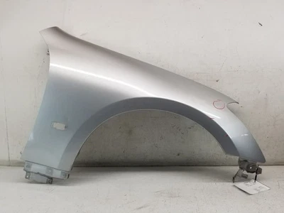 06-07 Guardabarros derecho pasajero Infiniti M35/M45 plateado/K23 OEM F3100EH1MA  Foto 1 de 4