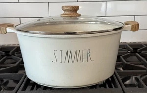 Rae Dunn großer SIMMERTOPF Kasserolle Größe 4,5 QT mit Glas Entlüftungsdeckel Holz - Bild 1 von 8