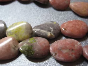 Yellow Rhodonite Twisted Oval Beads 20pcs - Picture 1 of 1