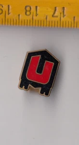 Vintage enamel UNIC buttonhole lapel badge Lorry Truck Duseaux Paris France - Picture 1 of 2