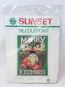 1983 NEU Vintage Sonnenuntergang Nadelspitze 100 % Wolle Merry Kissmoose Kit Weihnachten Moos - Bild 1 von 4