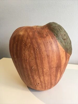 Naranja Bisque Cerámica Fruta Manzana Hoja Verde Estante Decoración 6 1/2” Granja Rústico Foto 1 de 4