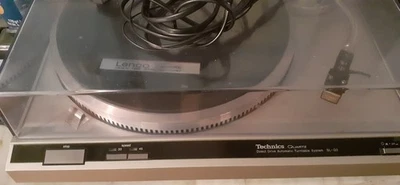 Giradischi Technice Quartz SL-Q2 - Immagine 1 di 4