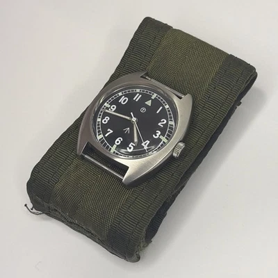 Orologio Vintage Stile CWC British Military Field Quarzo Movimento Giappone Funzionante - Immagine 1 di 4