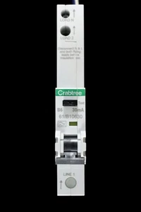 CRABTREE 6 AMP CURVE B 6kA 30mA RCBO TYPE A 61/B10630 STARBREAKER WC - Picture 1 of 6