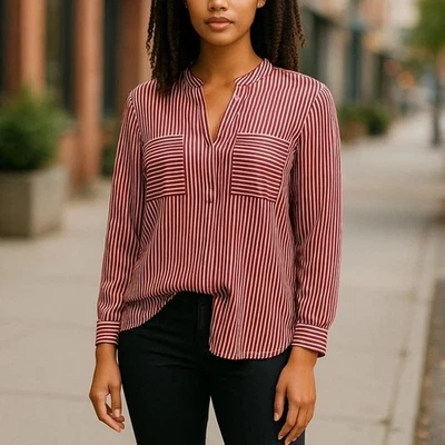 Top Cabi L Rojo Blanco Azul Rayas Ligero Popover 5335 FRANKLIN Bolsillo Cuello en V Foto 1 de 4