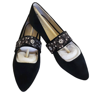 Bettye Muller Black Velvet Shoes Women's 6.5M Embroidered Strap Point Toe Flats
