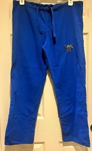 Pantalones Médicos University Of Memphis Tigers Bordados Logo Bolsillo Trasero Medio  - Imagen 1 de 4