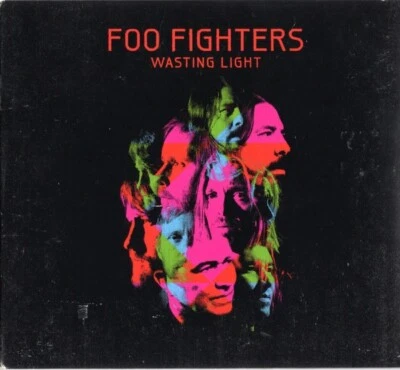 Wasting Light by Foo Fighters – (2011) Alternative Rock Dave Grohl – CD Digipak - Image 1 of 2