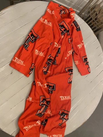 Texas Tech Red Raiders Snuggie Blanket With Sleeves Super Soft Fleece Licensed Cover