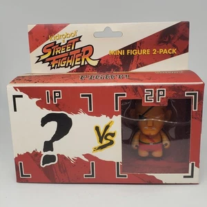 Minifigura Sagat Kidrobot paquete de 2 nuevas sin abrir y selladas envío rápido  - Imagen 1 de 3