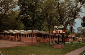 Wisconsin Dells,WI Auerbach's c1950s Shady Lawn Motel Columbia County Wisconsin - Picture 1 of 2