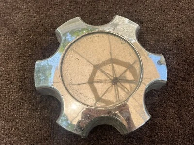 03 04 05 06 07 08 Tapa central cromada para rueda de repuesto de aleación Lexus GX470 Foto 1 de 4