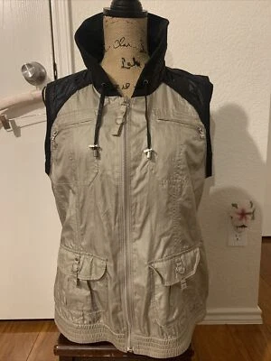 Chaqueta chicos zenergy talla 1 elegante sin mangas bolsillo dorado negro colores nueva sin etiquetas Foto 1 de 4