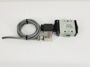 Numatics NG3BAN524N14A61 Poppet Solenoid Valve (3/8" NPT, 24VDC) - Picture 1 of 10