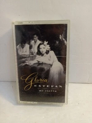 1993 Gloria Estefan " Mi Tierra " Cassette Epic Record Lable ET53807 - Image 1 of 4