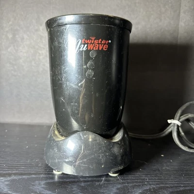 Batidora-batidora Nuwave Twister. Unidad inferior usada solamente Foto 1 de 3