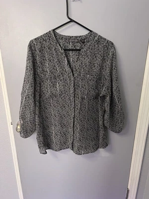 Blusa Top Covington Mujer Negra Leopardo Mangas Cortas Botón Frontal Talla XL. Foto 1 de 4