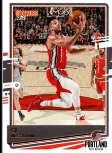 2019-20 Panini Mosaic Center Stage CJ McCollum Portland Trail Blazers #13 - Picture 1 of 2