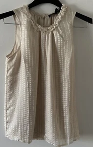 White House Black Market Cream Silk & Metallic Blouse Size M Sleeveless - Picture 1 of 6