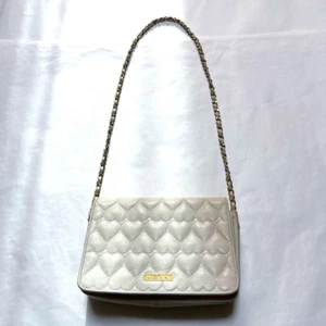 MOSCHINO Moschino leather shoulder bag heart shape quilted lambskin Ivory - Picture 1 of 18