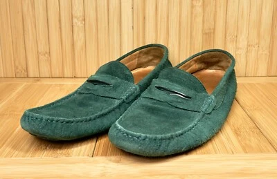 Mocasín de conducción LOUIS VUITTON gamuza verde patrón cocodrilo, talla UE 41 Foto 1 de 4
