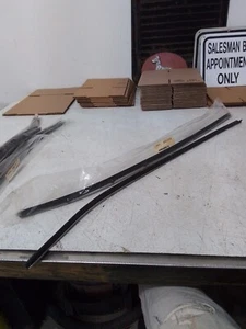 1969-1975 CORVETTE CONVERTIBLE OUTER WINDOW SEALS PAIR - Picture 1 of 3