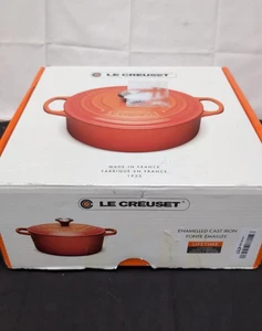 Cazuela de hierro fundido esmaltado Le Creuset Signature, 28 cm (ligero óxido en la tapa) - Imagen 1 de 6