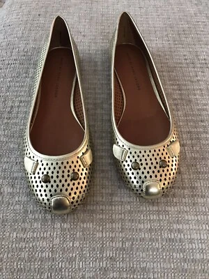 Zapatos planos de ballet Marc by Mac Jacobs de cuero con ratón. Champagne. 8 1/5. ¡Nunca usado! Foto 1 de 4