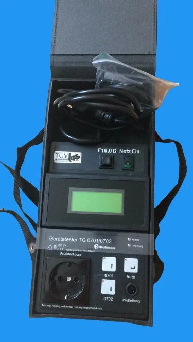 GMW Neuberger TG-D 0701-0702 Gerätetester mit Digitalanzeige - Bild 1 von 4