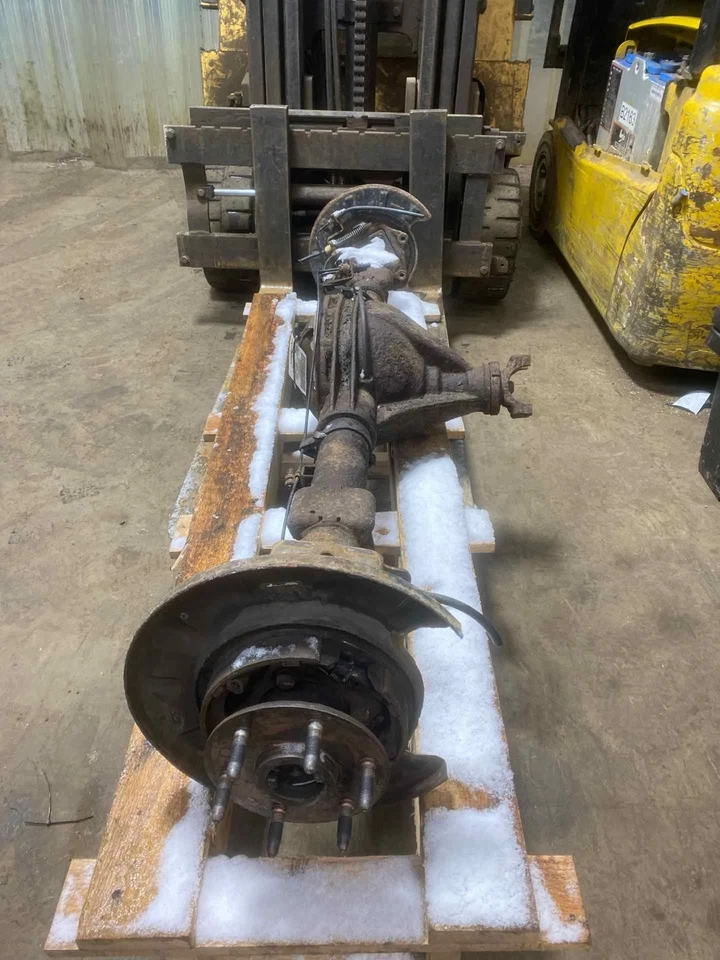 Conjunto de eje trasero. CHEVY SILVERADO 1500 14 15 16 17 18 19 Foto 1 de 1