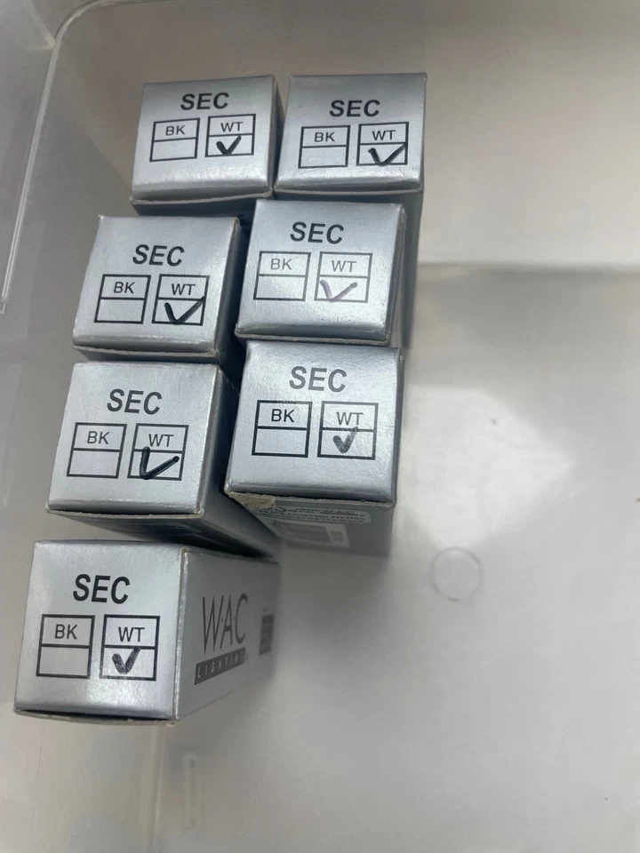 qty 7 WAC SEC-WT Linear Series End Cap - White Foto 1 de 1