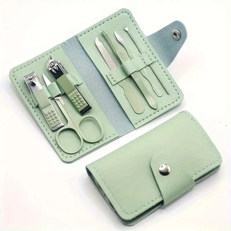 Maniküre-Set aus Edelstahl mit  Reiseetui, Grün Nr. 72 - Bild 1 von 1