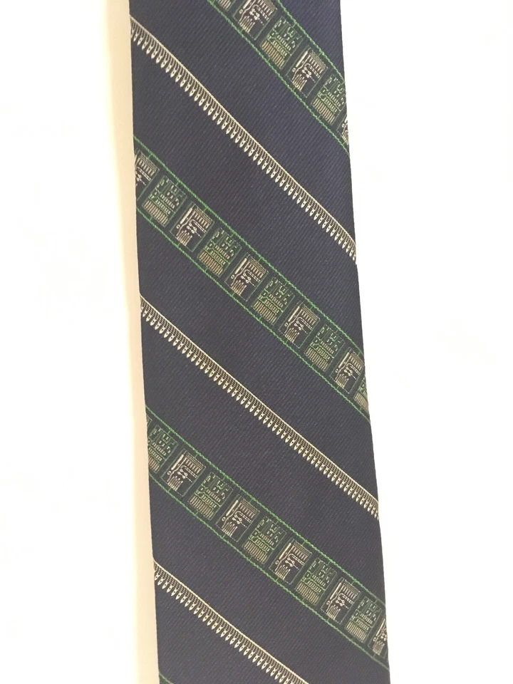 Smithsonian Institute синяя печатная плата и разъемы компьютерный галстук 55" - Изображение 1 из 3