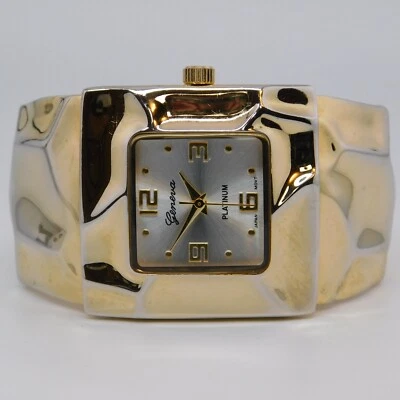 Relógio feminino Geneva platina nº:7107 bracelete de quartzo tamanho Bateria nova 6" - Imagem 1 de 4