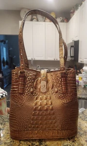 Neu mit Etikett Brahmin Fiora SADDLE Melbourne Echtleder Bucket Bag - Bild 1 von 12