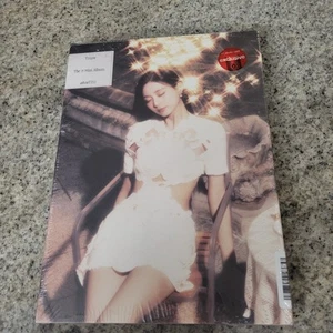 Tzuyu 1st Mini Album about TZU Target Exclusive CD + Photo Card Sealed K-pop - Picture 1 of 6